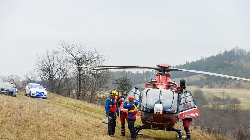 Ein Rettungshubschrauber aus N&uuml;rnberg landete am Samstagnachmittag auf dem Staffelberg, um den Verungl&uuml;ckten aufzunehmen.
