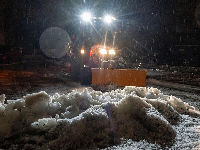 Das Landratsamt Kulmbach gibt Tipps, wie man dem Winterdienst die Arbeit erleichtern kann.