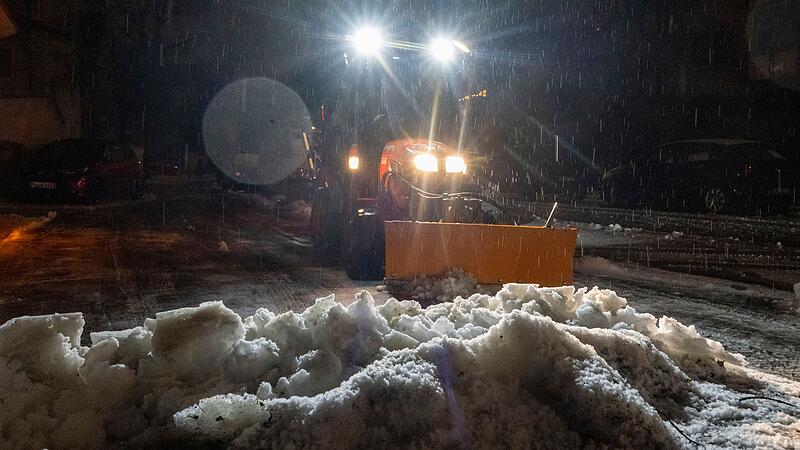 Das Landratsamt Kulmbach gibt Tipps, wie man dem Winterdienst die Arbeit erleichtern kann.