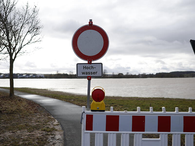 Hochwasser in Erlangen-Höchstadt: Fotos aus dem AischgrundHochwasser in Erlangen-Höchstadt: Fotos aus dem Aischgrund Hochwasser im Aischgrund: Im Februar 2026 hatte die Aisch einen so hohen Wasserstand, dass die Meldestufe 3 erreicht wurde.