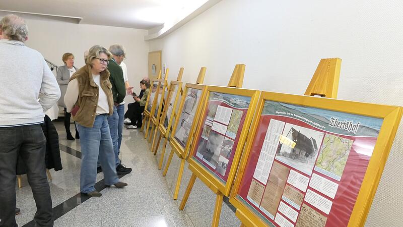 Ausstellung Vergessene Dörfer in Motten