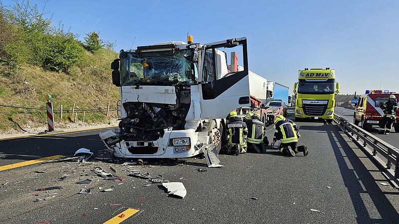 Unfall A3 Erlangen Auf der A3 bei Erlangen hat sich am Donnerstag ein schwerer Unfall ereignet.