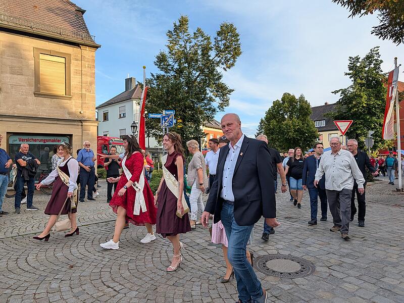 Altstadtfest Höchstadt 2025Altstadtfest Höchstadt 2025 Altstadtfest Höchstadt 2025Altstadtfest Höchstadt 2025