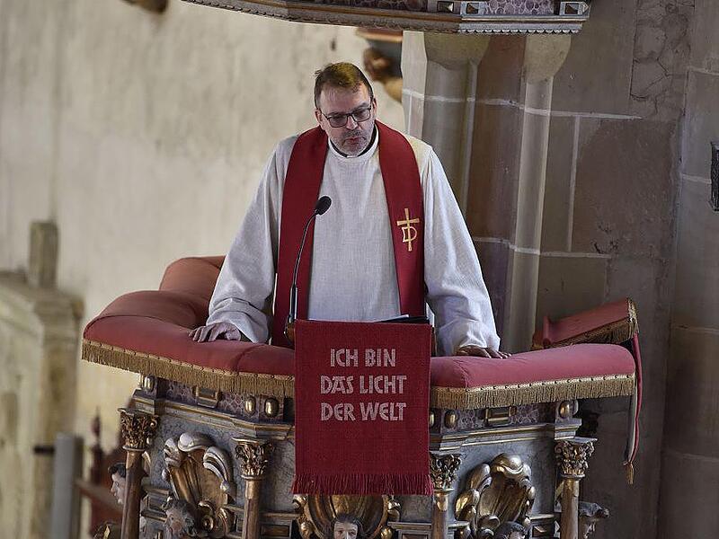 Evangelische Kirchengemeinden Königsberg verabschieden Diakon Ulrich von Brockdorff