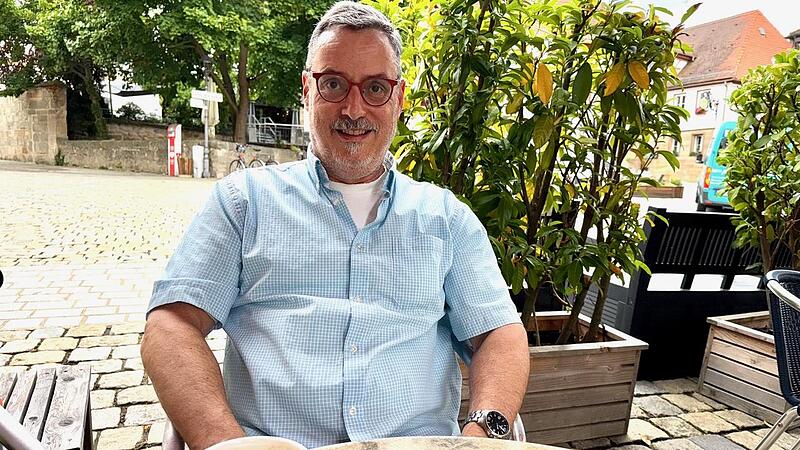 So kennen ihn die Herzogenauracher: Stets entspannt und zu einem Pl&auml;uschchen aufgelegt ist Frank Brandmeier.