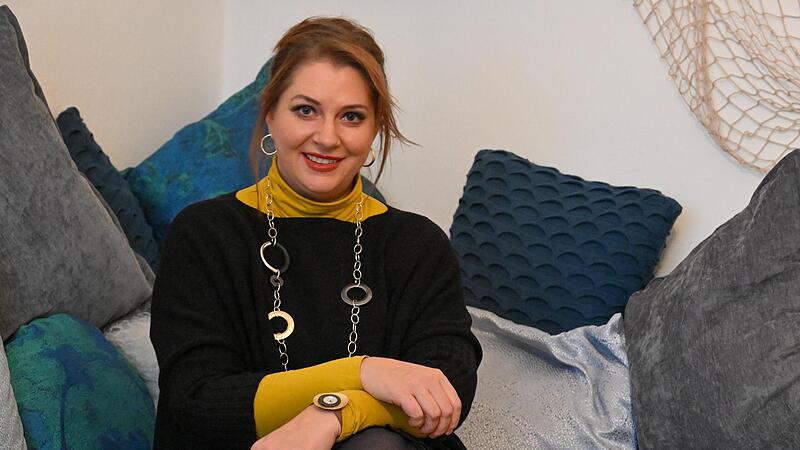 Alexandra Eyrich arbeitet als Pädagogin in Bamberg  bei der Akdemie  Vielfalt Deluxe und der Trauerbegleitung ZwischenGezeiten.