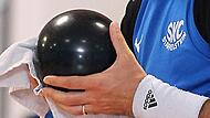 120 oder 200 Kugeln? Immer mehr Sportkegler entscheiden sich für die kürzere Distanz. Deshalb droht der Deutschen Classic-Union in absehbarer Zeit das Aus.