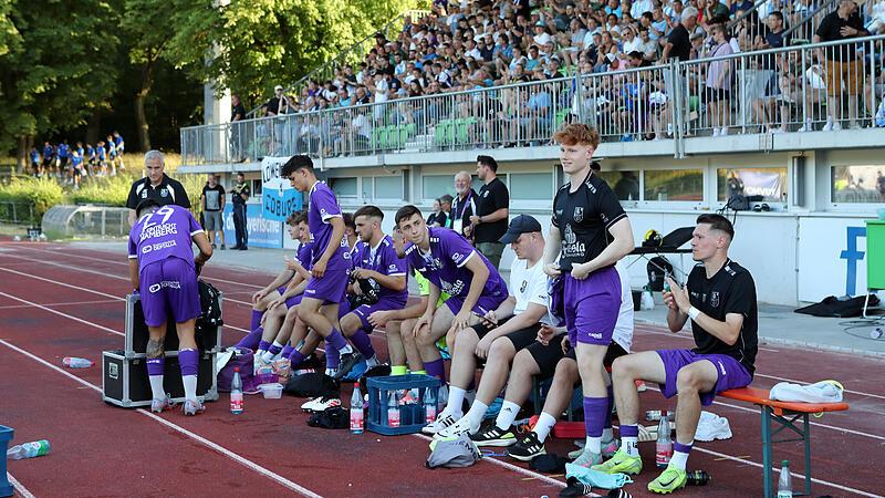 Im Kern ist der FC Eintracht Bamberg das gleiche Team wie im Vorjahr. Zwei neue Spieler und ein neuer Matchplan sollen in der Bayernliga aber f&uuml;r Resultate sorgen.