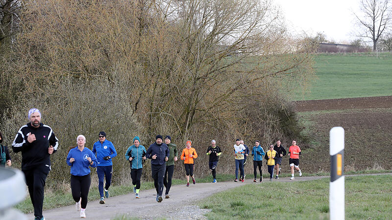 Bei der 22. Auflage des Fr&uuml;hlingslaufs des SV Merkendorf waren etwa 200 Starter dabei.