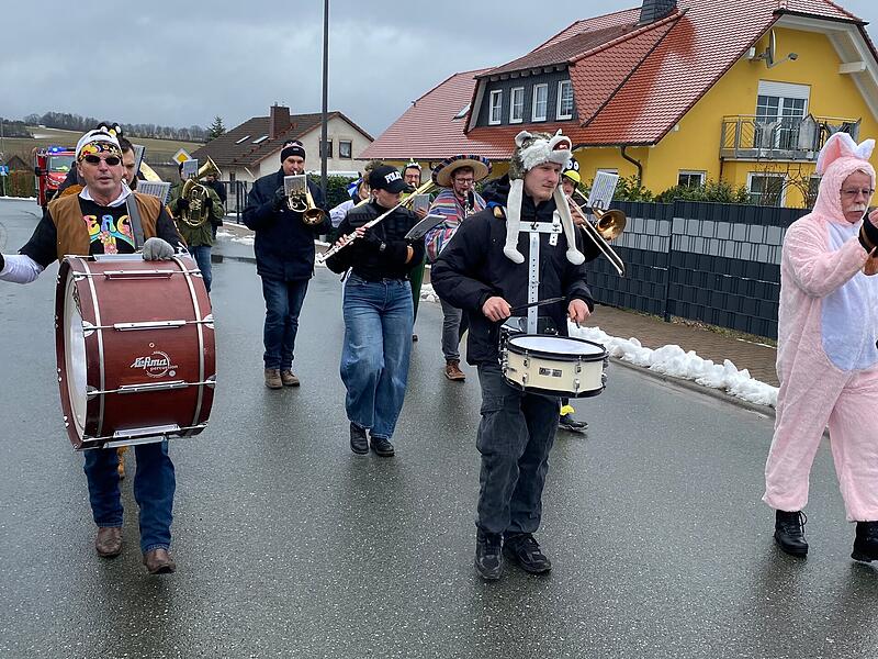 Faschingsumzug in Gef&auml;ll am 17. Februar 2026Faschingsumzug in Gef&auml;ll am 17. Februar 2026