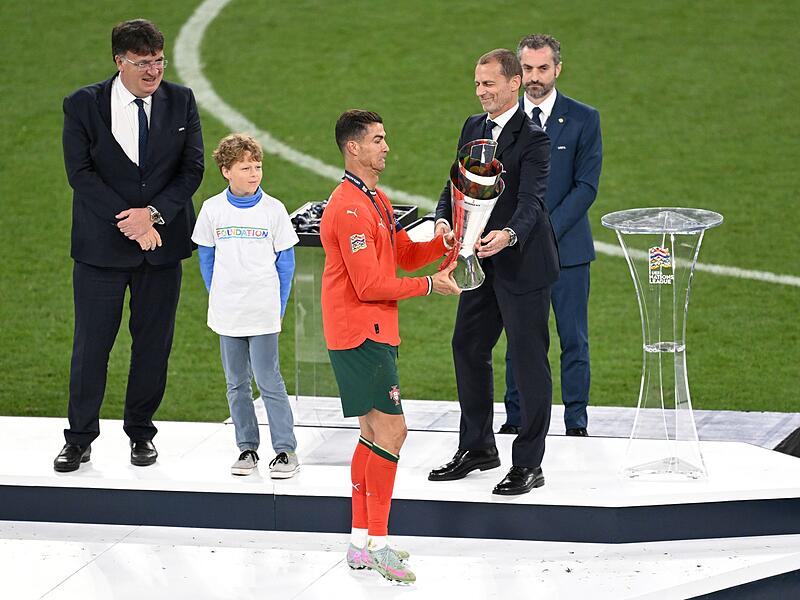 Cristiano Ronaldo und Aleksander Ceferin Cristiano Ronaldo und Aleksander Ceferin