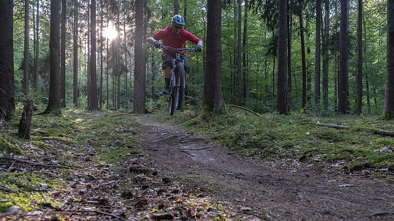 Christopher Gurski, Aktiver bei den Bierstadt Trails, f&auml;hrt den "Hopfentorpedo".