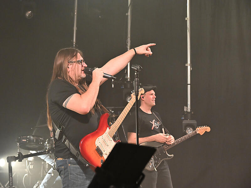 25 Jahre Bandgeschichte: Am Wochenende hat die Coverband X5Live in Pretzfeld gefeiert.