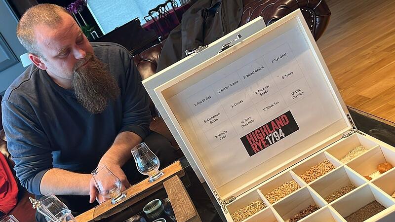 Bierbrauer Franz Horak testete in Schottland natürlich auch den heimischen Whisky. Bierbrauer Franz Horak testete in Schottland natürlich auch den heimischen Whisky.