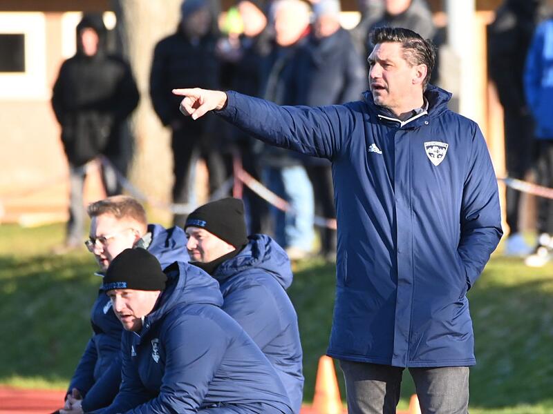 Winterpause f&uuml;r den TSV M&ouml;nchr&ouml;den und Trainer Achim Engel. Wie f&auml;llt das bisherige Fazit aus?