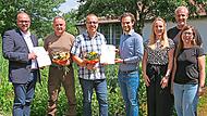 Die neuen Naturschutzw&auml;chter (von links): Sebastian Straubel, Rainer Lutz, Adrian Kirchner, Lukas H&uuml;bner-Heinze, Vanessa Fischer, Dirk Ruppenstein und Janine Ilge.Landratsamt Coburg / Berthold K&ouml;hler