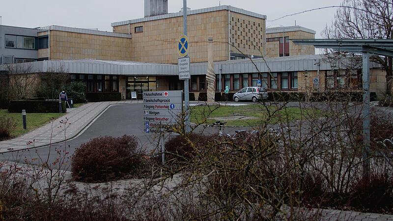 Um ihre Liquidität aufrechtzuerhalten, benötigen die „Haßberg-Kliniken“ weiterhin einen Betriebskostendefizitausgleich, der sich für 2023 auf 4,2 Millionen Euro beläuft.