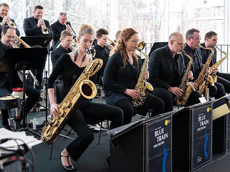 Neujahrsempfang der Stadt Bamberg 2024Neujahrsempfang der Stadt Bamberg 2024 Das Blue Train Orchestra, die Bigband der städtischen Musikschule versetzte die Gäste des Neujahrsempfangs der Stadt Bamberg in Schwingung und gute Laune.