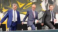 Die Parteichefs (v.l.) Markus Söder (CSU), Friedrich Merz (CDU) und Lars Klingbeil (SPD) stritten bis zuletzt um Entlastungen der Bürger. Die Parteichefs (v.l.) Markus Söder (CSU), Friedrich Merz (CDU) und Lars Klingbeil (SPD) stritten bis zuletzt um Entlastungen der Bürger.