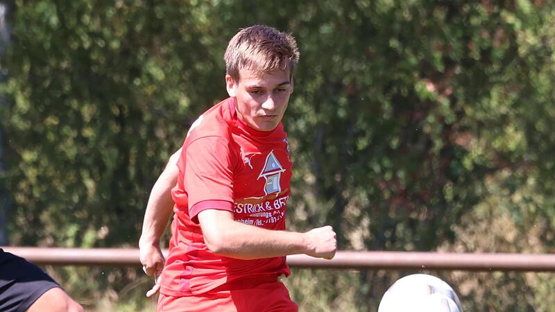 Leon Bauerreis schießt den SV Buckenhofen zum dritten Sieg im dritten Spiel.Forchheim & Fränkische Schweiz Leon Bauerreis schießt den SV Buckenhofen zum dritten Sieg im dritten Spiel.Forchheim & Fränkische Schweiz