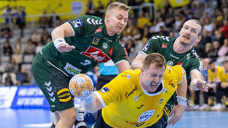 Nils Röller geht zu Boden: Ein Sinnbild für den HSC-Auftritt gegen Minden. Nils Röller geht zu Boden: Ein Sinnbild für den HSC-Auftritt gegen Minden.