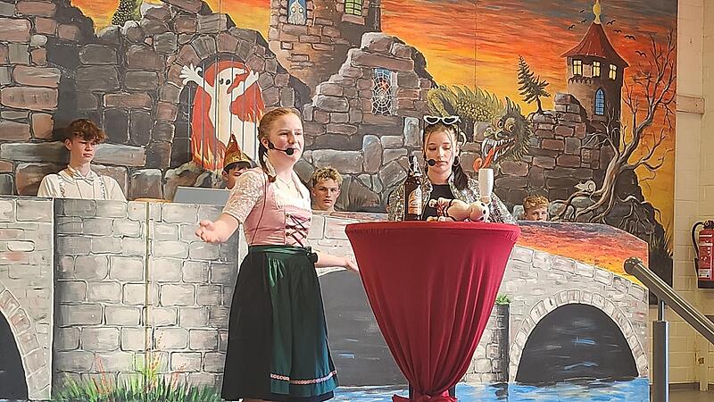 Show bei den Faschingsfreunden Aura. Show bei den Faschingsfreunden Aura.