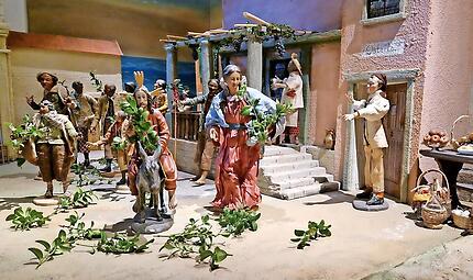 Der Einzug Jesu in Jerusalem ist das aktuelle Thema der Passions- und Osterkrippe.