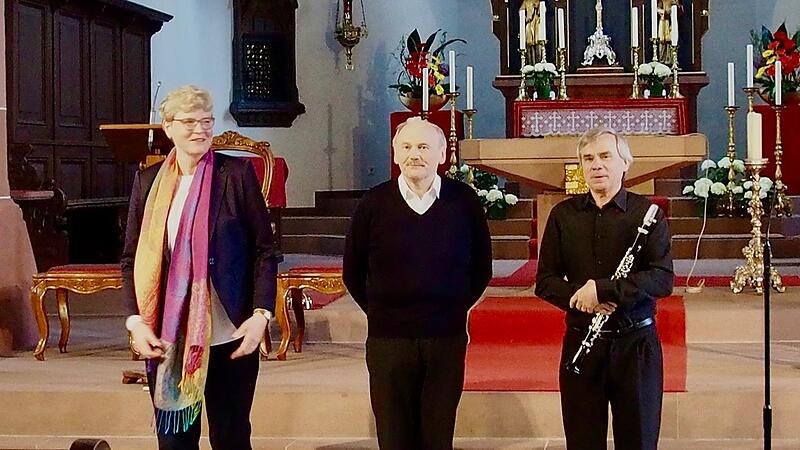 Tosender Applaus für die Solisten Ruth Gerhard, Dieter Blum, und Matthias Schuler
