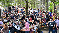 Bald ist es im Forchheimer Kellerwald wieder so weit: Die Saisoneröffnung steht kurz bevor. Welche Keller in Stadt und Landkreis haben schon geöffnet und welche öffnen noch? Hier gibt es die große Übersicht.