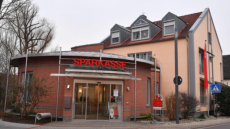 Die Sparkassen-Gesch&auml;ftsstelle Gundelsheim soll ab Juli 2022 mit Memmelsdorf zusammengelegt werden.