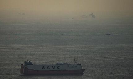 Iran-Krieg - Frachtschiffe im Arabischen Golf Iran-Krieg - Frachtschiffe im Arabischen Golf