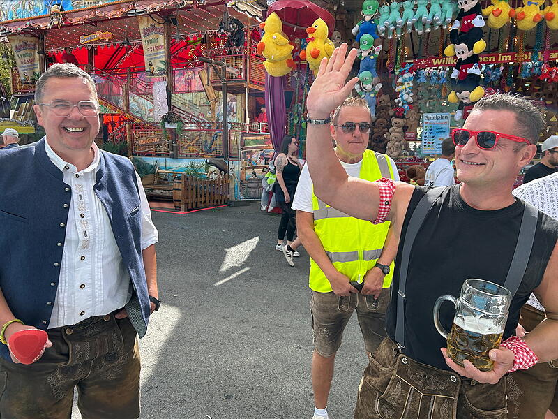 Ist das Andreas Gabalier? Viele Besucher des Kronacher Freischießens waren am Freitagnachmittag reichlich verwirrt.