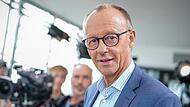 CDU-Vorsitzender Friedrich Merz Friedrich Merz (CDU) scheitert am Dienstag im ersten Wahlgang und wird dann am Nachmittag im zweiten Anlauf zum Kanzler gewählt.