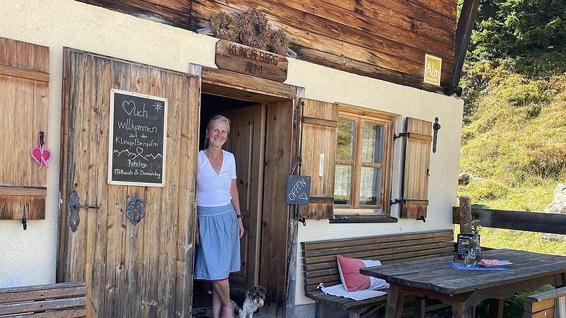 Gl&uuml;cklich in 1543 Metern H&ouml;he: Die Coburgerin Regina Leybold auf der Klingelbergalm M&uuml;hlbach im Salzburger Land.