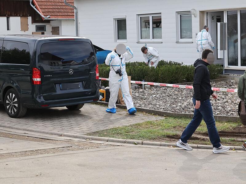 Zwei Beh&ouml;rdenmitarbeiter bei Waffenkontrolle erschossen
