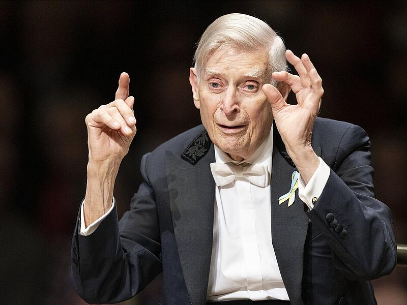 Herbert Blomstedt ist Ehrendirigent der Bamberger Symphoniker.