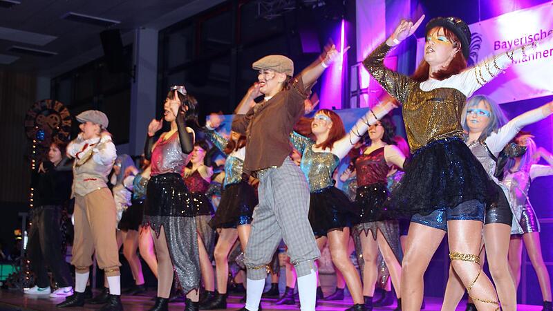 In Wiesentheid muss doch hinter jeder Hausecke der Schalk hervor lugen. Auch die Kinder- und Jugendshowgruppe bot au&szlig;er Konkurrenz einen tollen Auftritt.