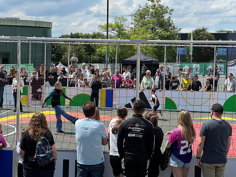DFB-Torwandschießen in HerzogenaurachDFB-Torwandschießen in Herzogenaurach DFB-Torwandschießen in HerzogenaurachDFB-Torwandschießen in Herzogenaurach