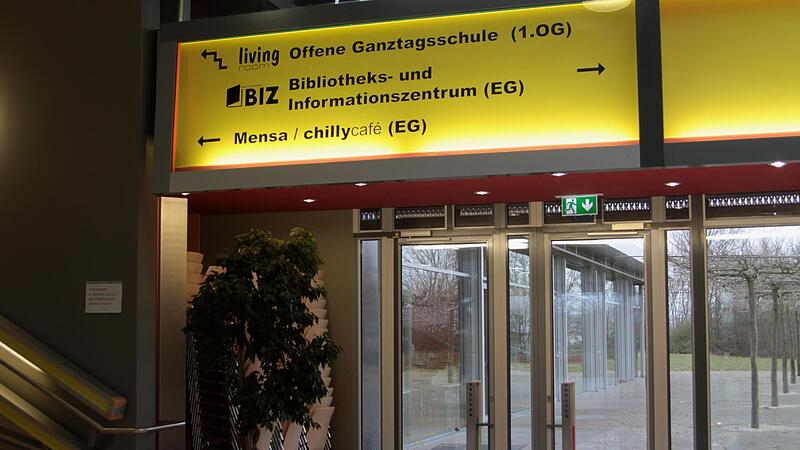 Keine Energie mehr soll hier verschwendet werden: das Schulzentrum in Ha&szlig;furt. Das hat die Schulverbandsversammlung beschlossen.
