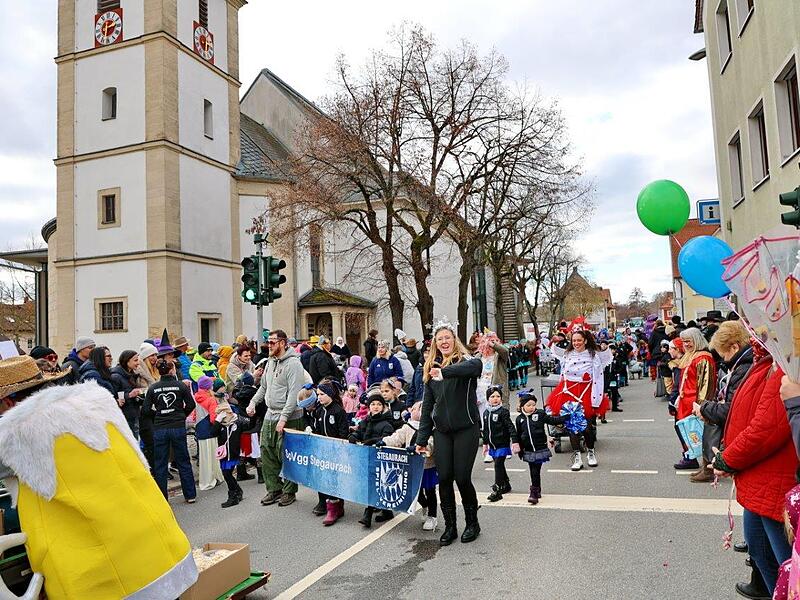 Faschingsumzug 2026 in StegaurachFaschingsumzug 2026 in Stegaurach