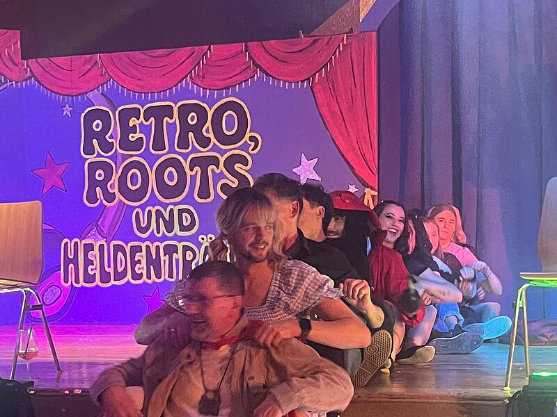 F&uuml;nf Stunden buntes Treiben, bei dem Altbekannte ebenso f&uuml;r Unterhaltung sorgten wie neue Acts, gab es beim NCC in N&uuml;dlingen.