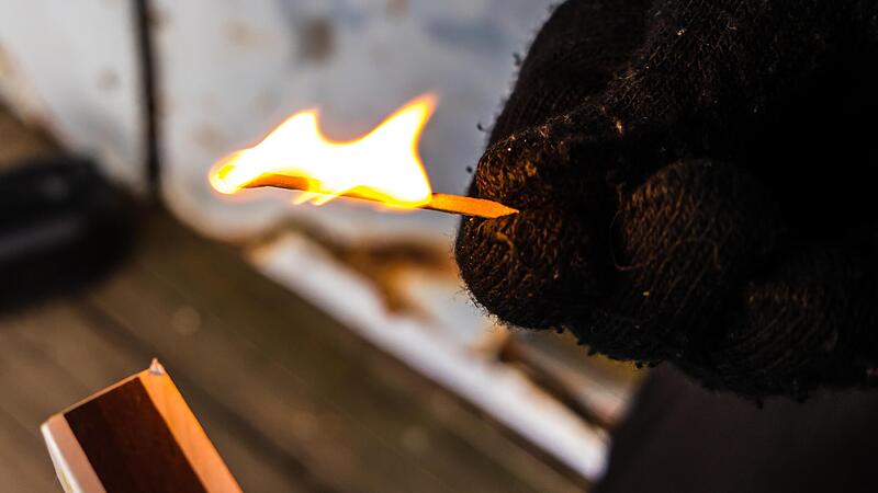 Der Angeklagte hat bei seinen Brandstiftungen Menschen gef&auml;hrdet und in Angst versetzt.