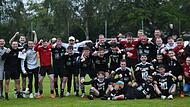 Der FC Coburg II hat das Unmögliche doch noch geschafft. In Unterzahl besiegt er den FC Burgkunstadt mit 0:4 und steigt in die Bezirksliga auf.