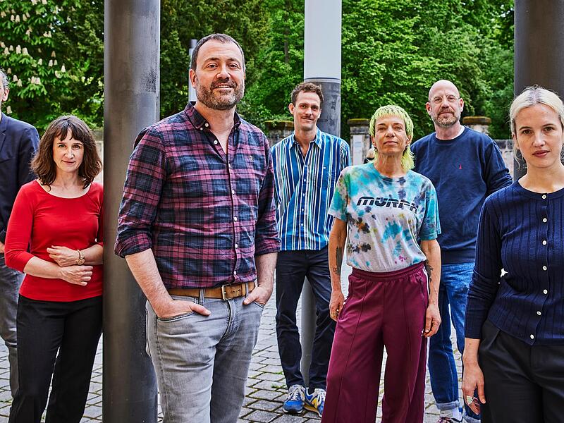 Das neue Leitungsteam um Intendant Jonas Knecht (3. von links)