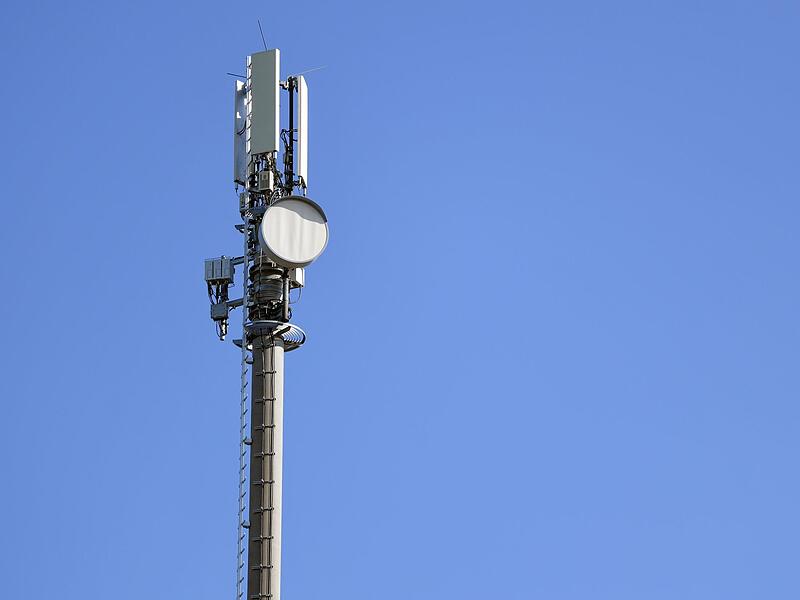 Das Telekommunikationsunternehmen hält am geplanten Standort des Sendemastes für Mobilfunk in Niedermirsberg fest. Es gab aber Alternativvorschläge.Forchheim & Fränkische Schweiz Das Telekommunikationsunternehmen hält am geplanten Standort des Sendemastes für Mobilfunk in Niedermirsberg fest. Es gab aber Alternativvorschläge.Forchheim & Fränkische Schweiz