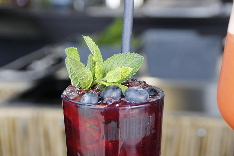 Das Cocktail-Angebot am Stadtstrand in Hammelburg ist groß. Das Cocktail-Angebot am Stadtstrand in Hammelburg ist groß.