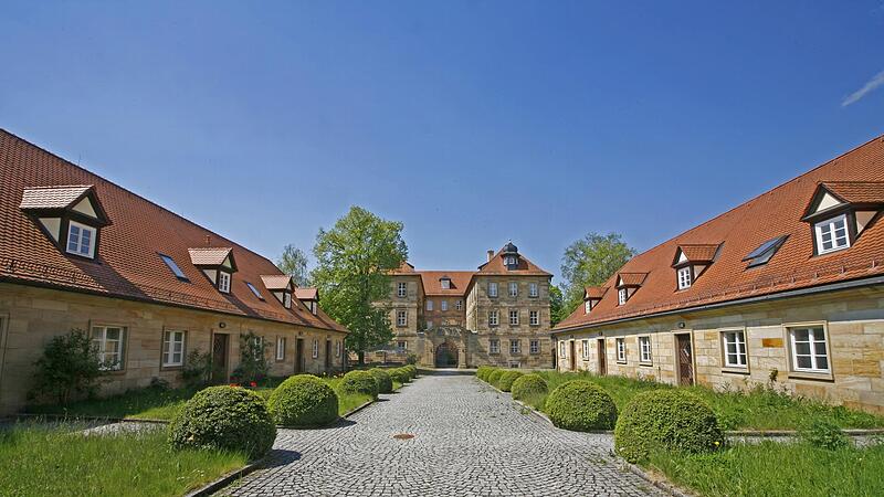 Das Landesamt für Umwelt in Schloss Steinenhausen feiert Jubiläum und lädt zu einem „Tag der offenen Tür“. Das Landesamt für Umwelt in Schloss Steinenhausen feiert Jubiläum und lädt zu einem „Tag der offenen Tür“.