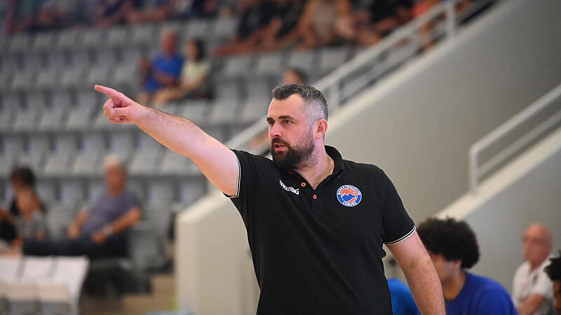 Hier geht's lang: BBC-Trainer Patrick Seidel wei&szlig;, was er will.