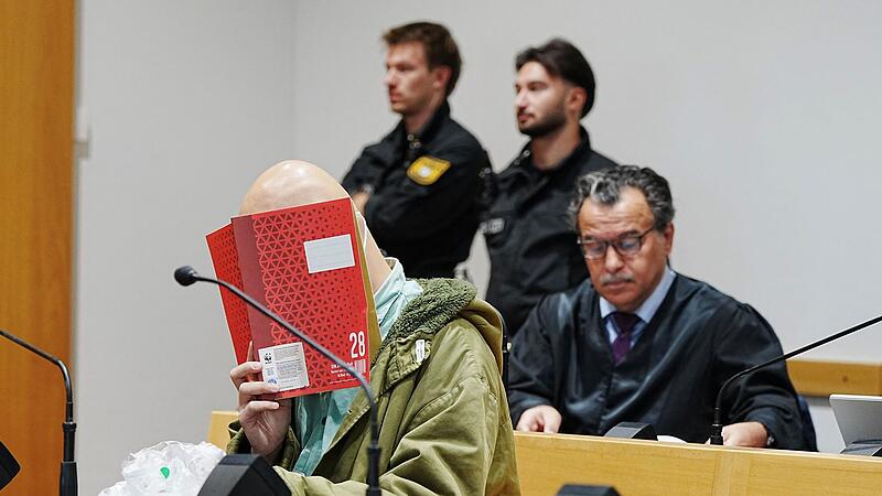 Prozess wegen 23-fachen versuchten Mordes in Augsburg Prozess wegen 23-fachen versuchten Mordes in Augsburg