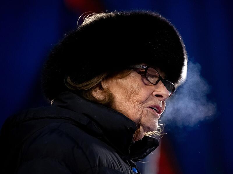 Feierliches Entz&uuml;nden der Chanukka-Lichter in M&uuml;nchen